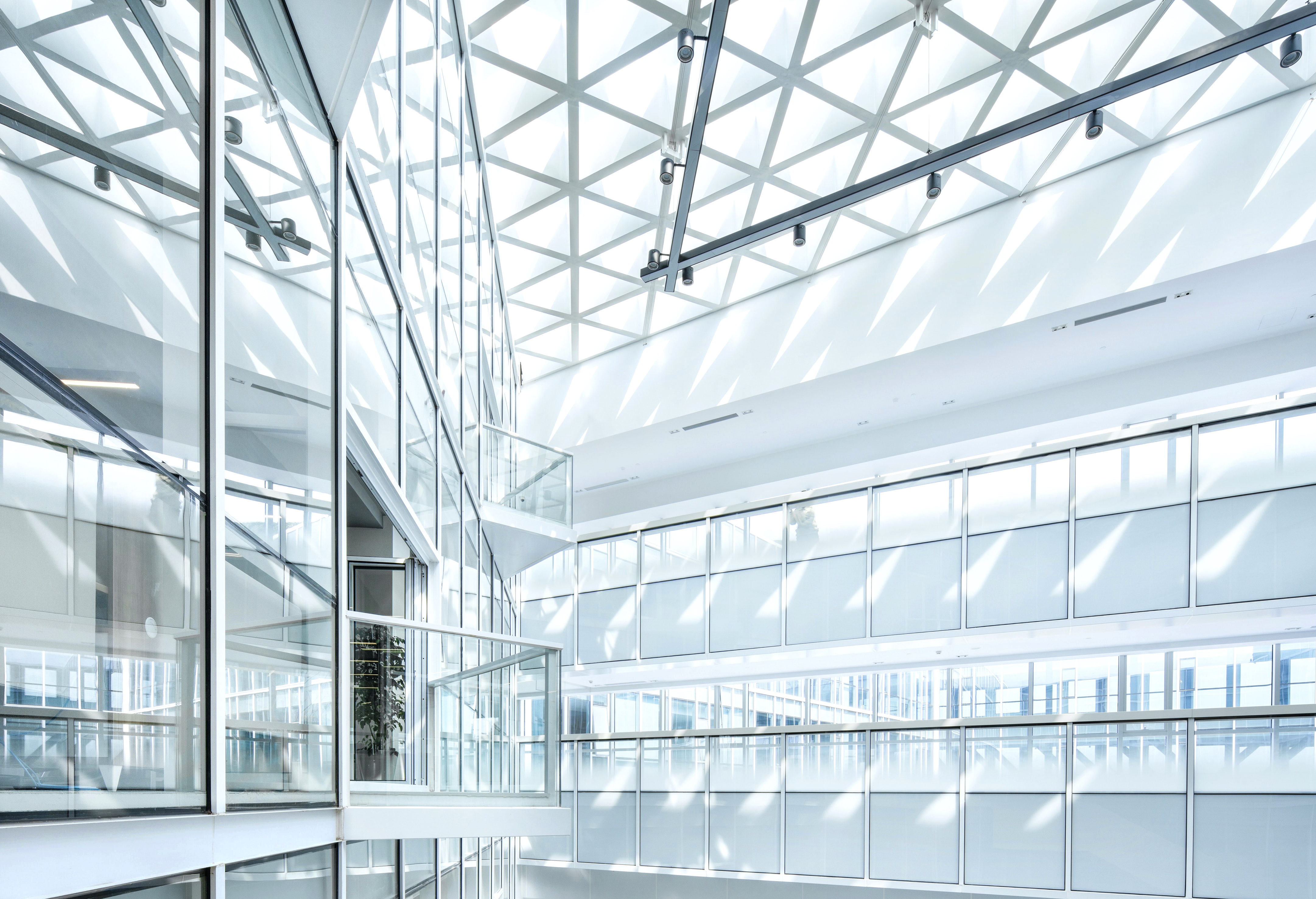 Debunking the myth of the lone innovator